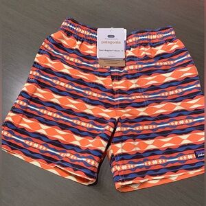 NWT Boys’ Patagonia Baggies Shorts 5” M (10)